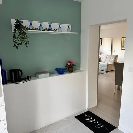 Am Waldesrand بلومبرغ